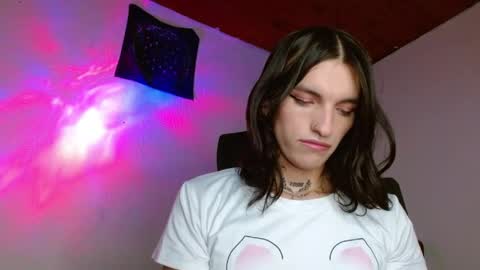 scarlet online show from April 2, 1:58 am