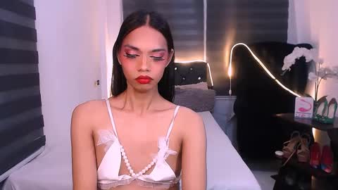 scarlette online show from February 21, 10:28 am