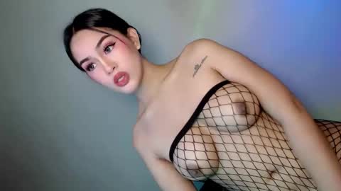 Chloe online show from March 22, 3:00 am