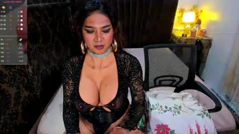 YOUR LOVES CHEALSY online show from November 8, 7:25 pm