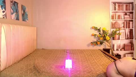 selexidiction online show from April 20, 1:56 pm