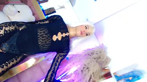 sexy_dulcedoll online show from May 12, 7:50 am