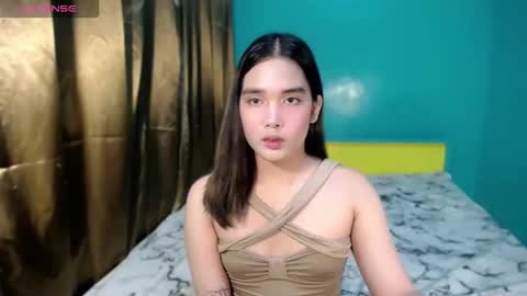 sexy_jasmin08 online show from May 14, 6:38 pm