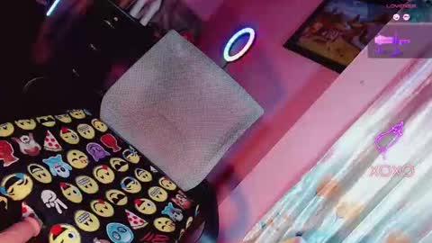 queen online show from October 8, 11:11 am
