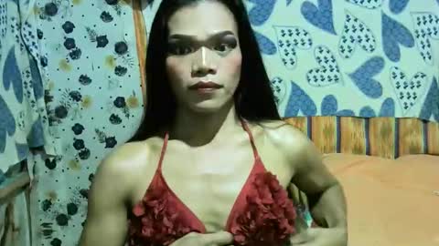 scarlet online show from April 12, 1:47 pm