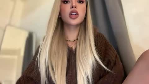 Seraphina Blaze online show from April 2, 10:24 am