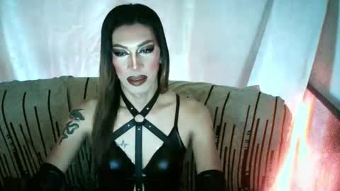 Devine online show from May 31, 9:49 pm