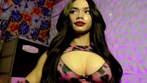 sexyhotbabe18 online show from February 22, 7:34 am