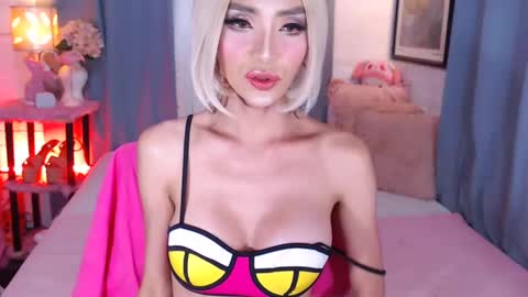 ASHLEY online show from January 26, 3:58 pm