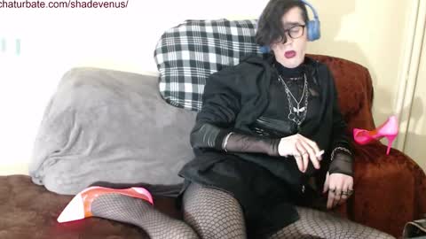 shadevenus online show from December 2, 6:05 am