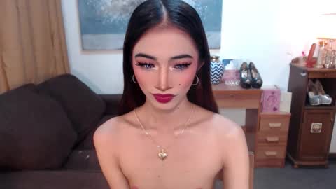 shaina online show from December 17, 6:35 pm