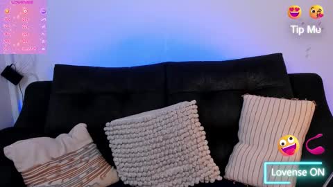 shannel__queen online show from November 25, 11:07 pm