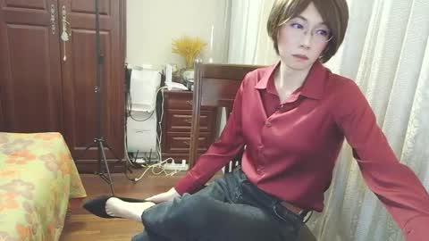 Sissy Ada online show from April 27, 1:42 pm