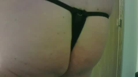 sissycrissy4545 online show from March 22, 5:06 pm