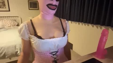 Sissy Danielle sissy chastity online show from February 4, 1:21 am