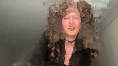 sissyviki online show from February 6, 10:48 pm