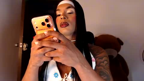 jesica online show from April 17, 6:49 am