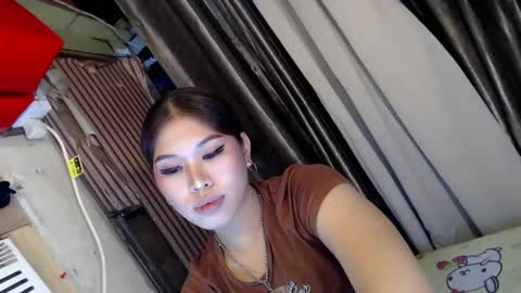    online show from February 22, 2:30 pm