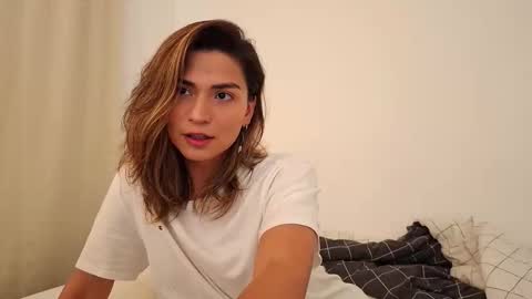 Vi online show from December 4, 2:21 pm