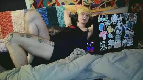 slutcrust online show from September 14, 9:52 pm