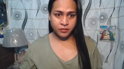 sluttyjaya online show from July 17, 11:05 am