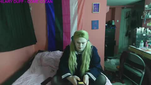 Tori Smith online show from February 20, 5:12 am