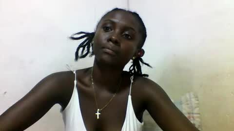 sofiazah online show from February 3, 8:08 am