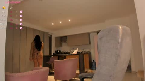    online show from April 4, 1:47 am