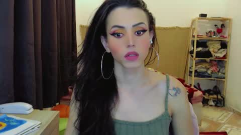 Sophie Fantasys online show from February 19, 11:55 pm