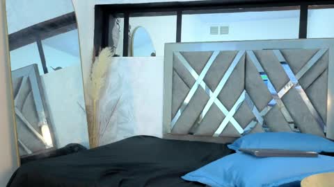 Steicy online show from April 10, 4:56 pm