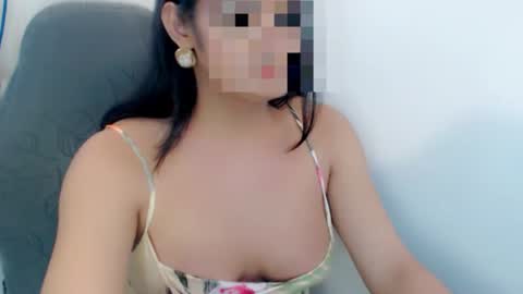 stellaelise11 online show from May 21, 9:27 am