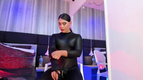 llllSupra llll online show from April 4, 7:23 pm