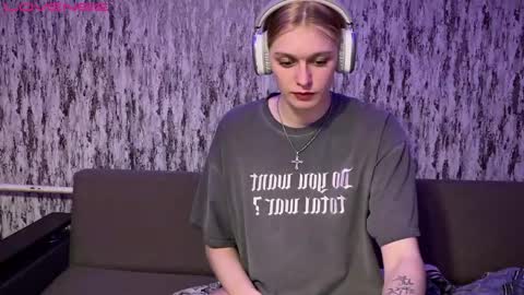 Snapshot of susan228 chatting on January 17, 2:28 pm Vladiva online show from January 17, 2:28 pm