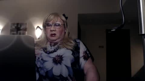 My name is Sissy or more fully Suzanna Aprilia Maria Mariquita Catarina Chinita Banci. Soy una puta - que chimba ladybug online show from February 28, 3:48 pm