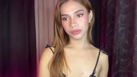 sweet_nikki03 online show from January 7, 6:44 pm