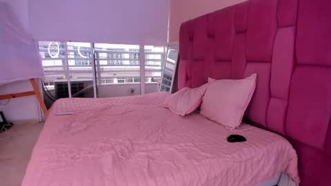 sweet_stacie online show from February 7, 2:04 pm