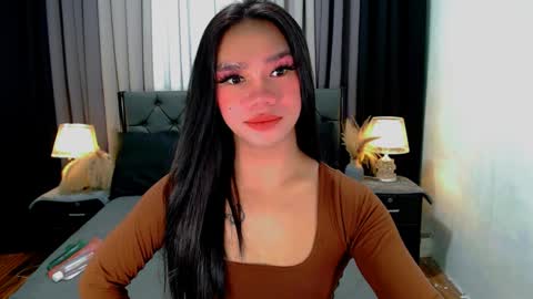 bea takashi  online show from March 30, 9:54 am