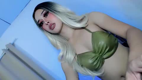 sweetest_bunny online show from February 1, 10:36 am