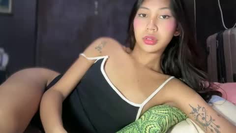 yanny online show from May 2, 6:13 pm