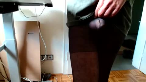 sweetviola online show from May 7, 2:02 pm