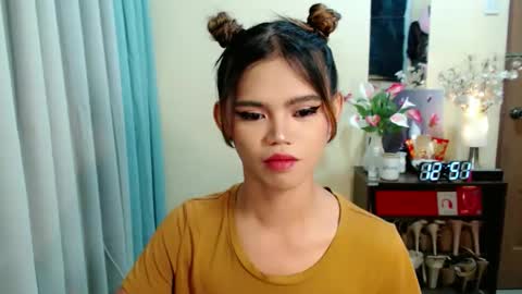 Megan online show from May 7, 4:52 am