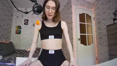 Milena Kuprianova online show from May 9, 9:49 am