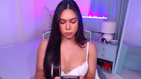 Miss Tati online show from March 7, 1:55 am