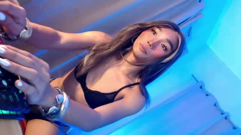 ANDREA online show from July 8, 7:17 pm