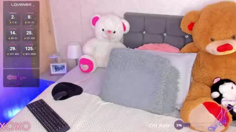  TAYSSA  ONLINE FROM 0630 PM - 1130 PM COLOMBIAN HOUR online show from May 6, 12:28 am
