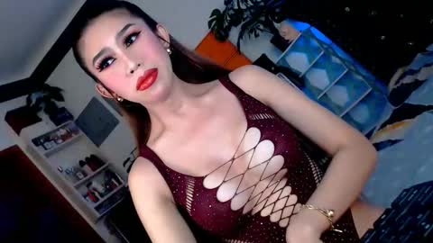 Itsme tgirlAdele online show from February 8, 5:30 pm