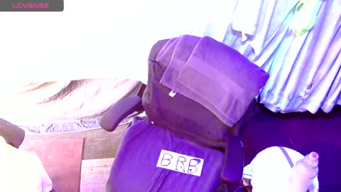 tgirllover69141980 online show from September 26, 6:49 pm