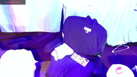 tgirllover69141980 online show from October 3, 12:21 am