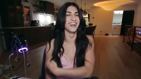 babygirlmami online show from March 6, 3:56 am