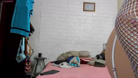 Thalia   online show from March 12, 3:29 pm